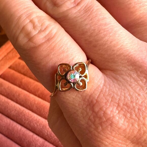 Park Lane "Freesia" Ring W/ Iridescent Crystal Center Floral Design Size 8 3/4 - Picture 5 of 7